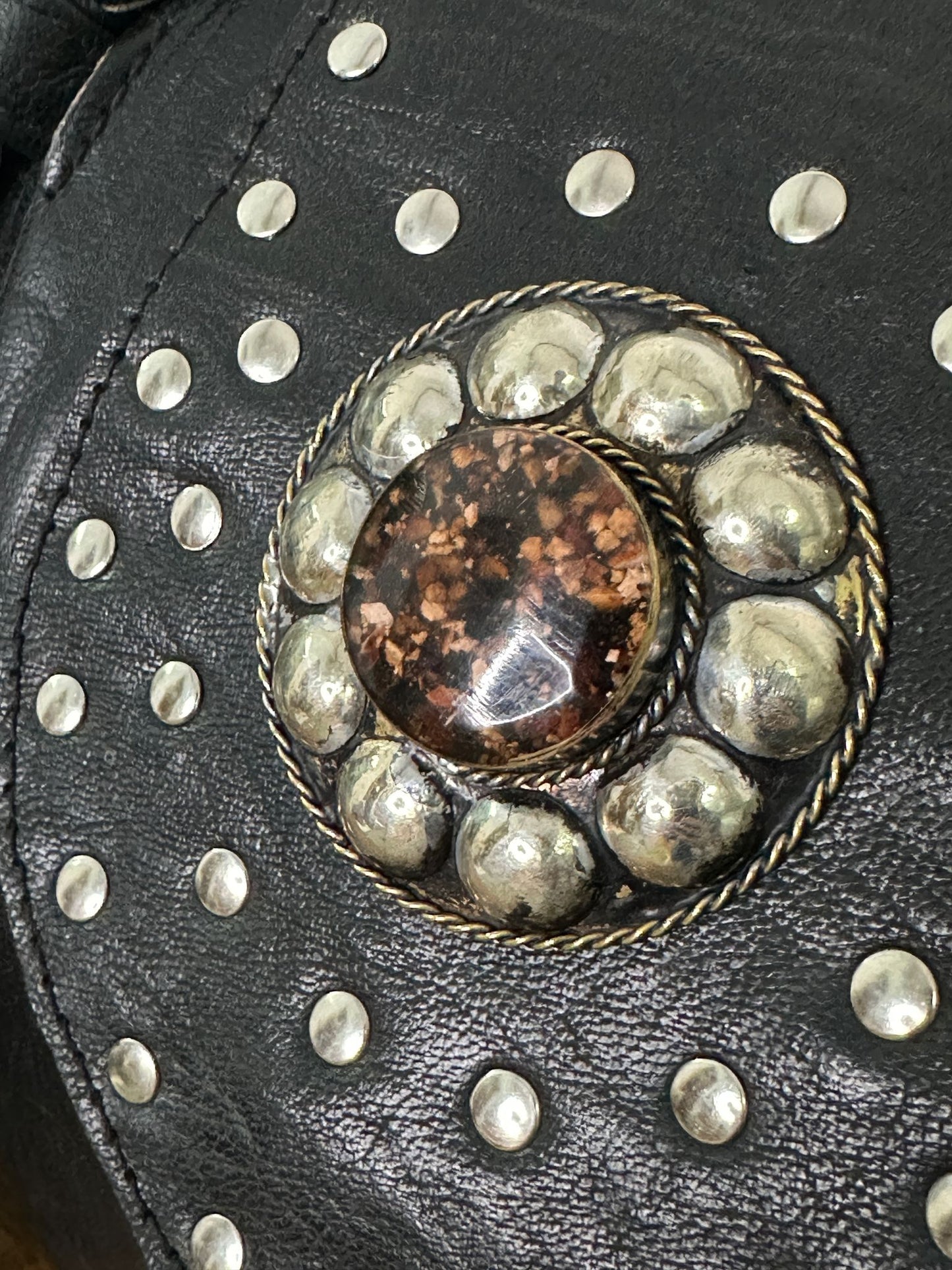 BOLSO TOTE FLECOS NEGRO