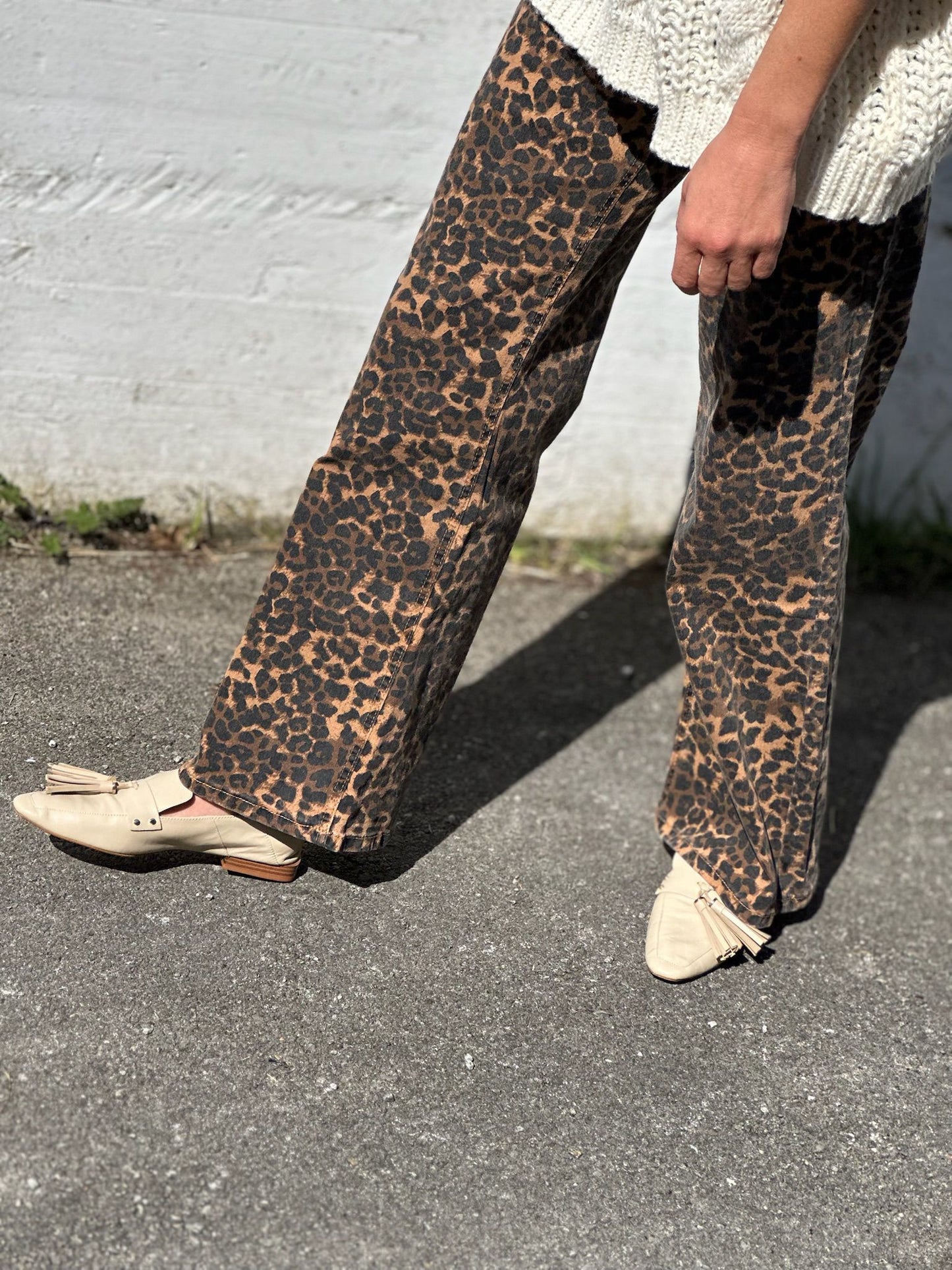 PANTALON VAQUERO LEOPARDO