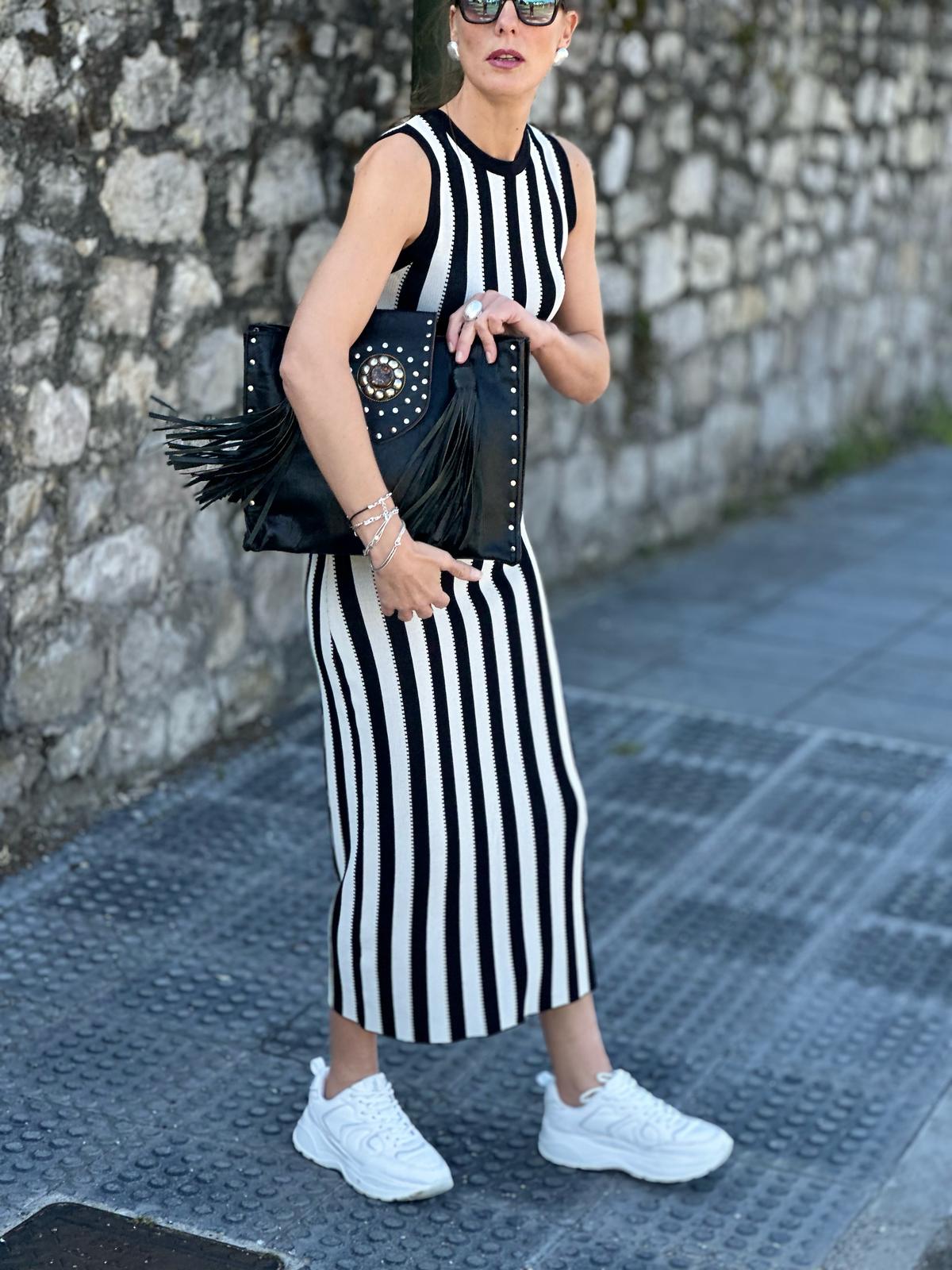 VESTIDO PUNTO RAYAS LARGO