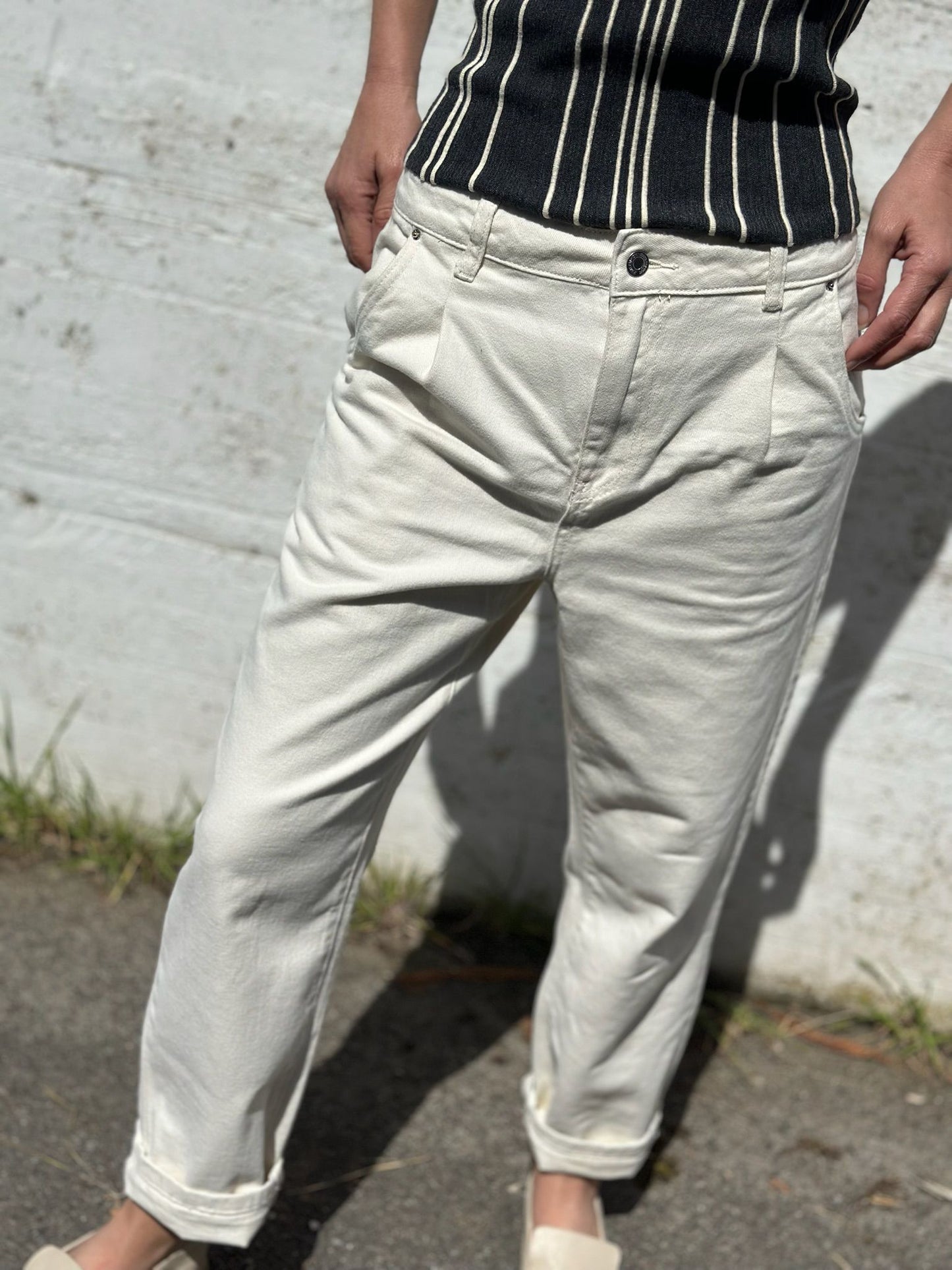 PANTALÓN MOM CRUDO