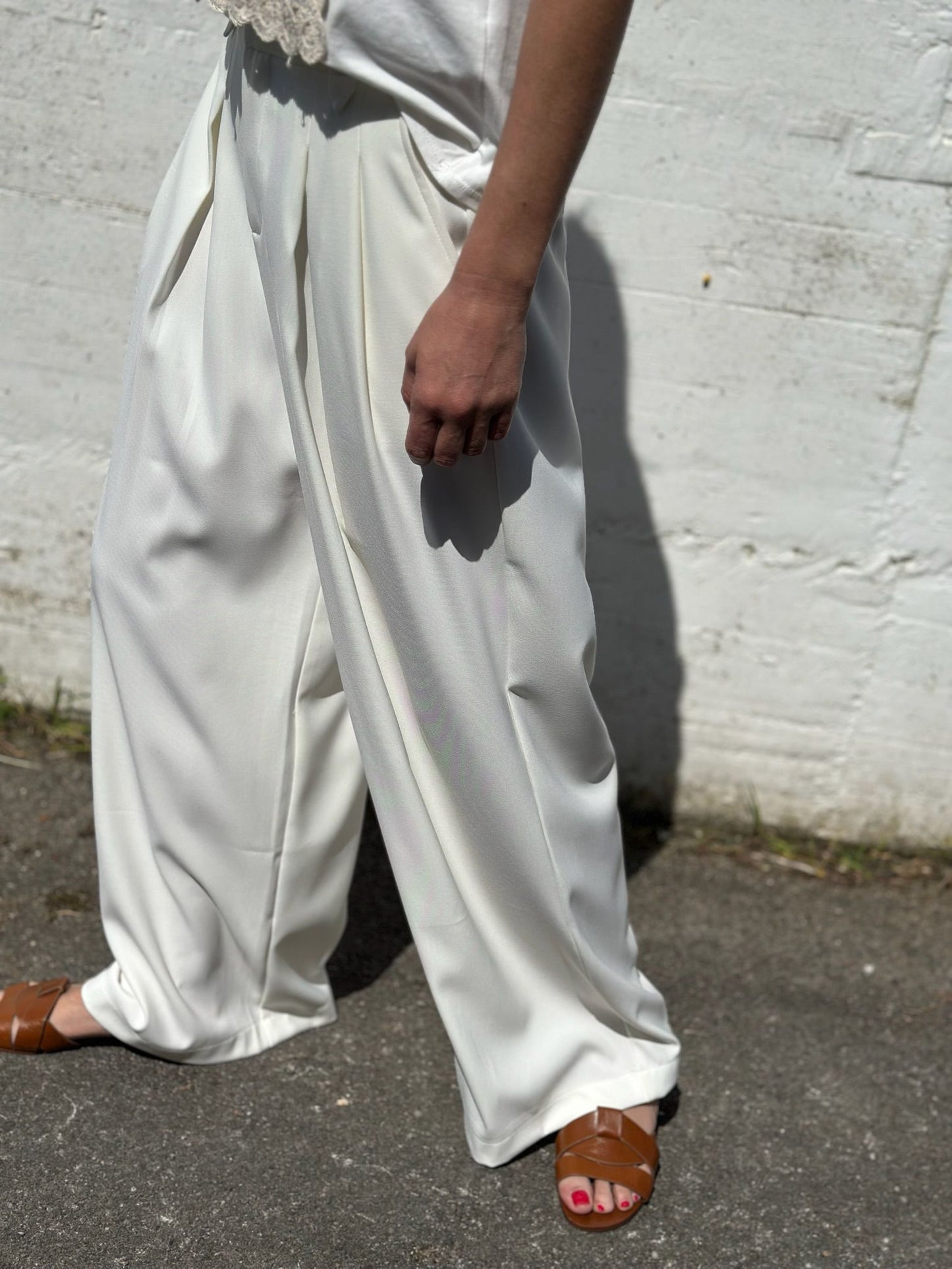 PANTALÓN PINZAS CRUDO
