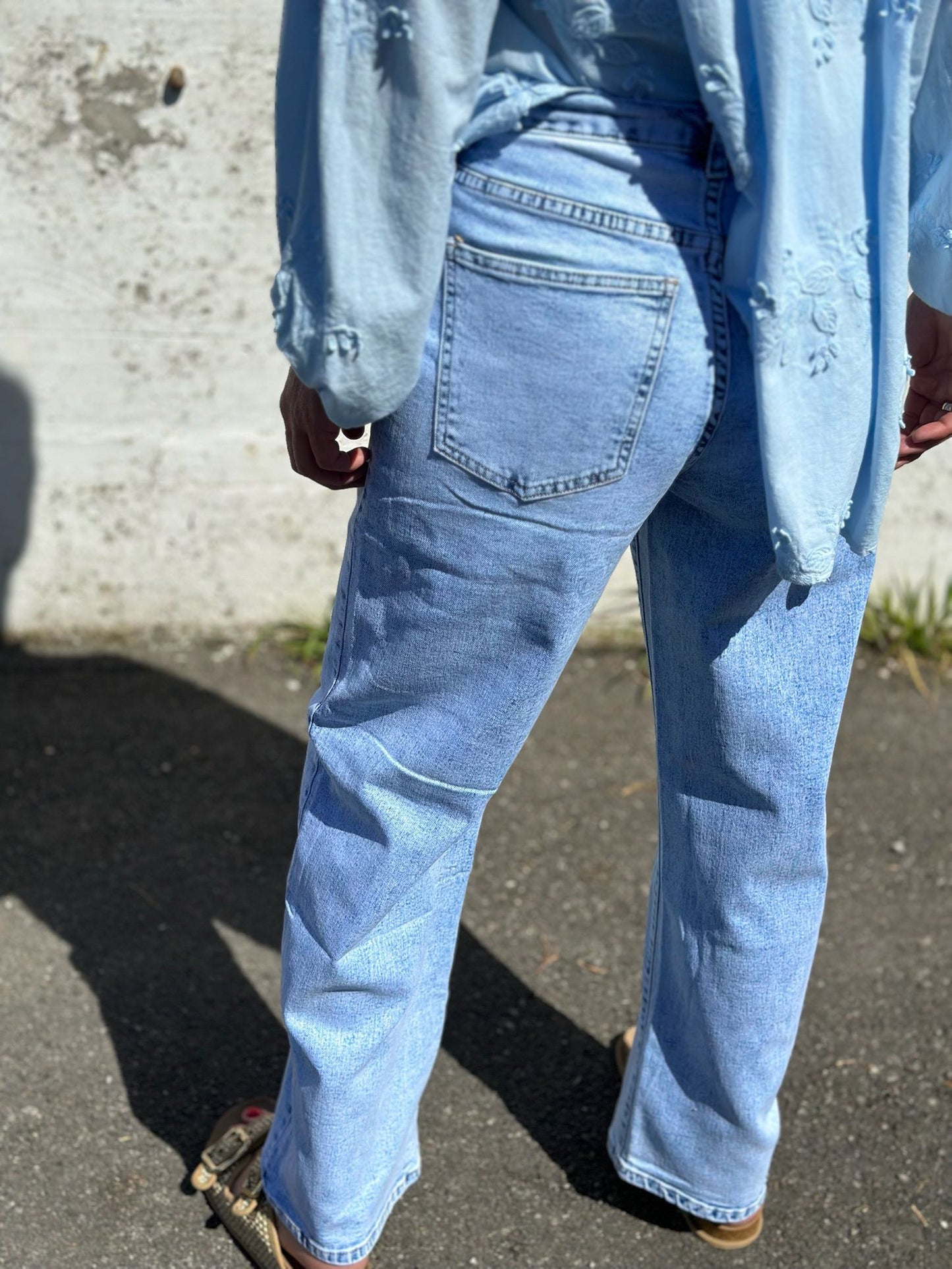 PANTALON VAQUERO BAGGY